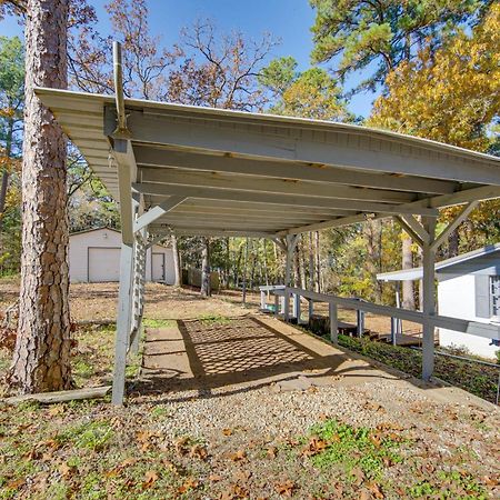 Lake Palestine Cabin Getaway On 1 Acre! Villa Flint Exterior photo